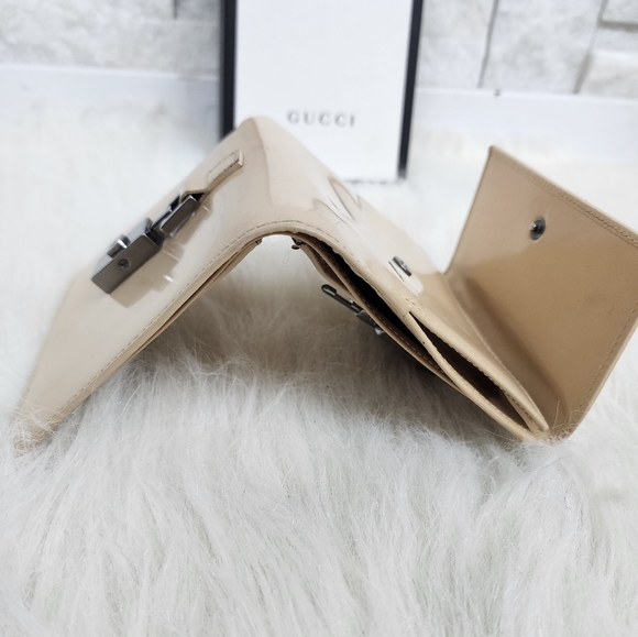 Auth Gucci Compact WalletBy Tom Ford - Picture 7 of 16